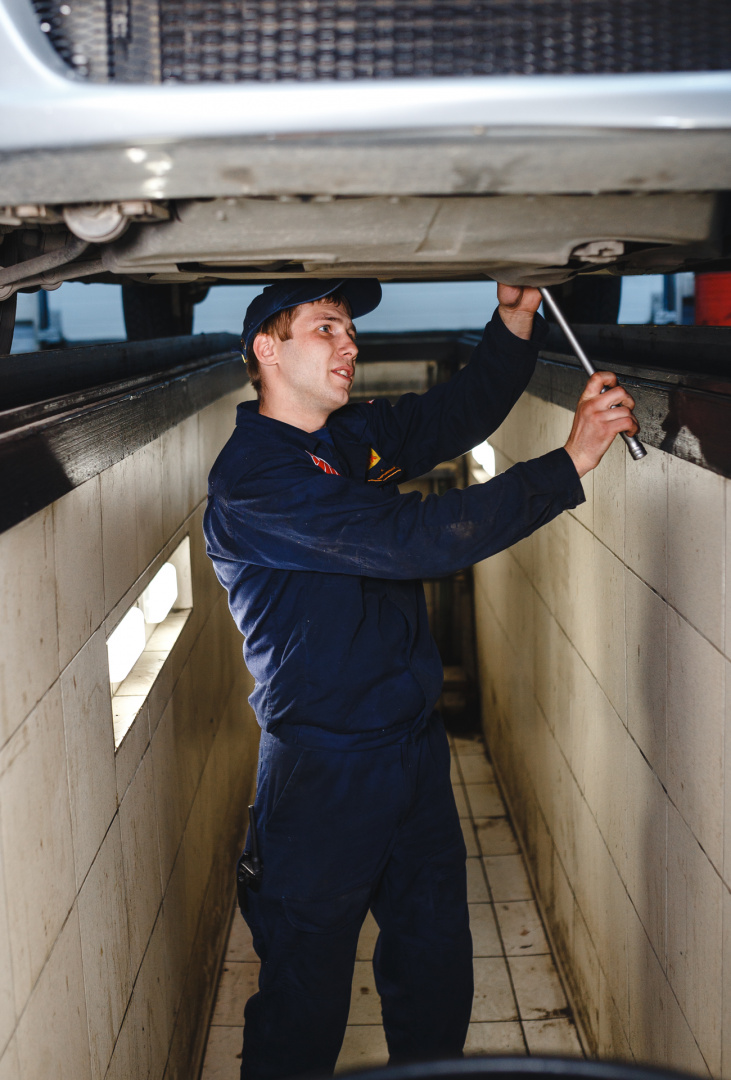 Автомеханик2